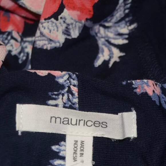 Women's Maurices floral cardigan crocheted detail in back size XL $32… - Picture 5 of 5